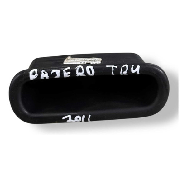 Puxador Porta Diant Direita Mitsubish Pajero 2011 Ca430654 Preto Dianteira