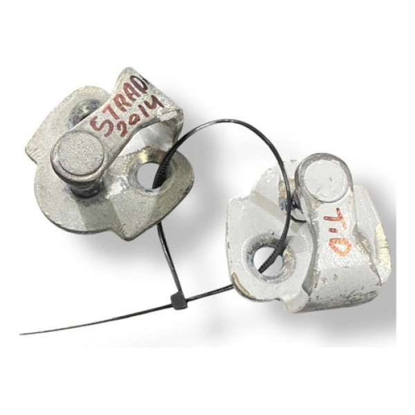 Par Dobradiça Tampa Traseira Lado Direito Fiat Strada 2014