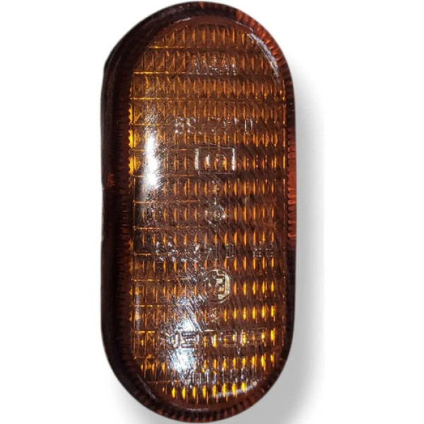 Lanterna Pisca Paralama Lado Direito Renault Clio 7700822136 Cinza