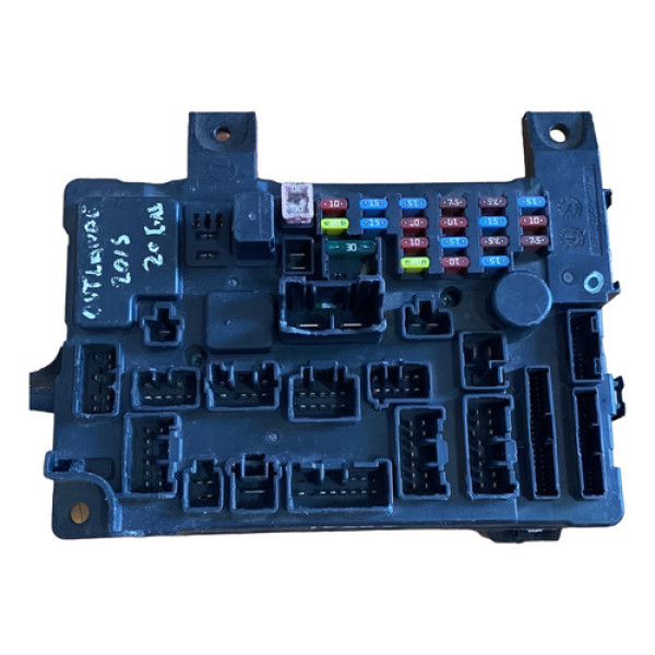 Caixa Fusível Outlander 2.0 A Gás 8637a890