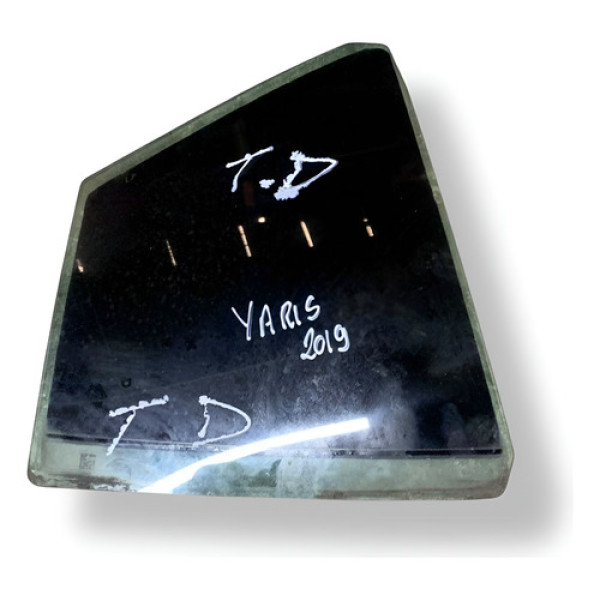 Vidro Fixo Traseiro Direito Toyota Yaris 2019 2020 2021