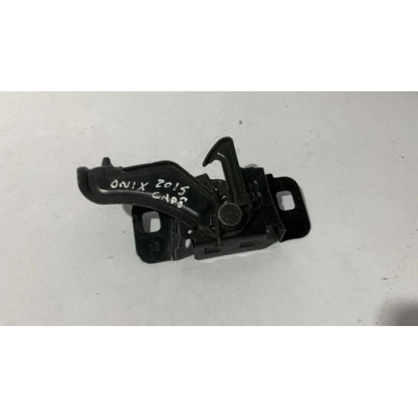 Fechadura Do Capô Chevrolet Onix 2015