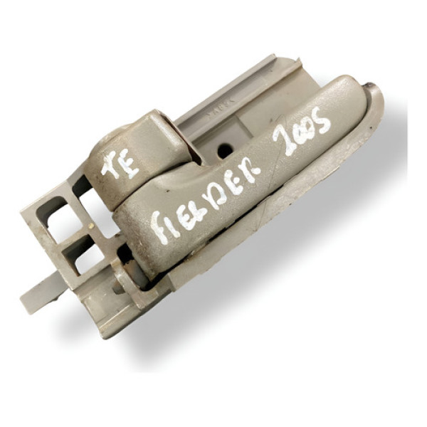 Maçaneta Interna Traseira Esquerda Toyota Fielder 2005 2006 Bege Traseira