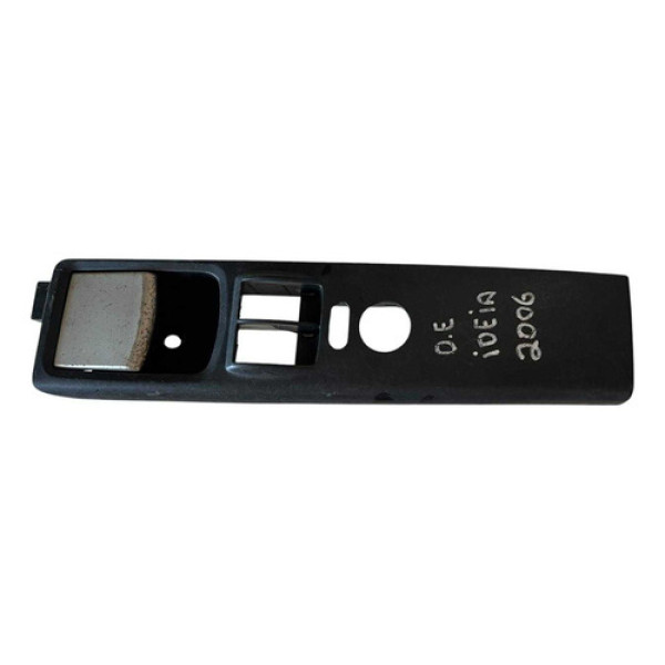 Moldura Botão Vidro Elétrico Dianteiro Esquerdo Idea 31262