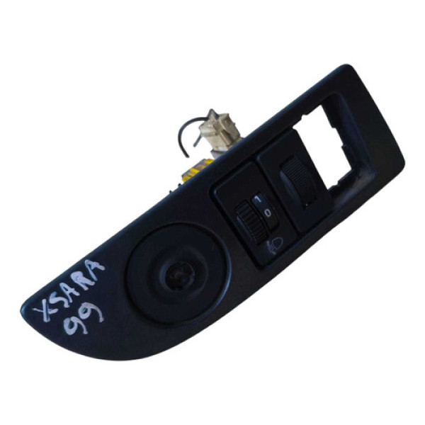 Moldura Interruptor Farol Citroën Xsara 1999 2000 2001 2002  Preto