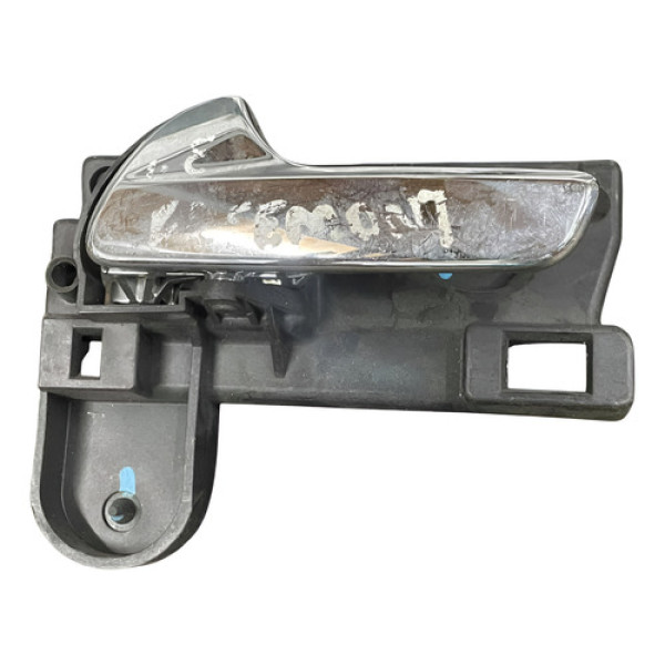 Maçaneta Interna Traseira Esquerda Fiat Freemont 2011 Traseira