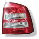 Lanterna Esquerda  Astra Sedan 2003 2005 2007 2009 10 2011 Esquerdo/motorista Vermelho
