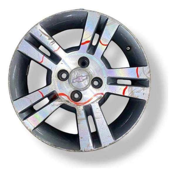 Roda Aro 15 Com Detalhe Chevrolet Agile Onix 2013 Prateado
