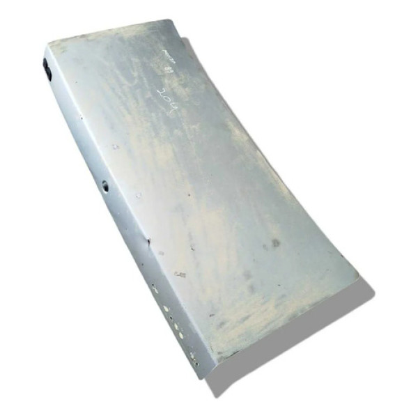 Tampa Traseira Porta Malas Chevrolet Monza 1988 1989 A 1996 Branco