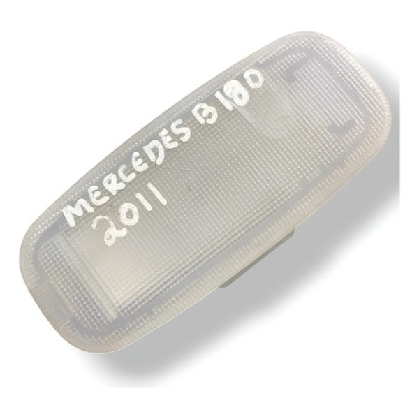 Luz De Teto Cortesia Mercedes-benz B180 2011 2012 2013 2014