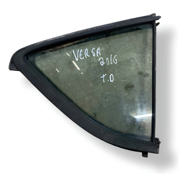 Vidro Fixo Porta Traseira Direita  Nissan Versa 2016 2017