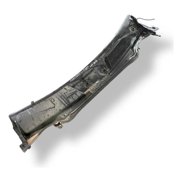 Grade Churrasqueira Mercedes Gla 200 2018 1.6 Aut 1768300013 Preto Brilhante