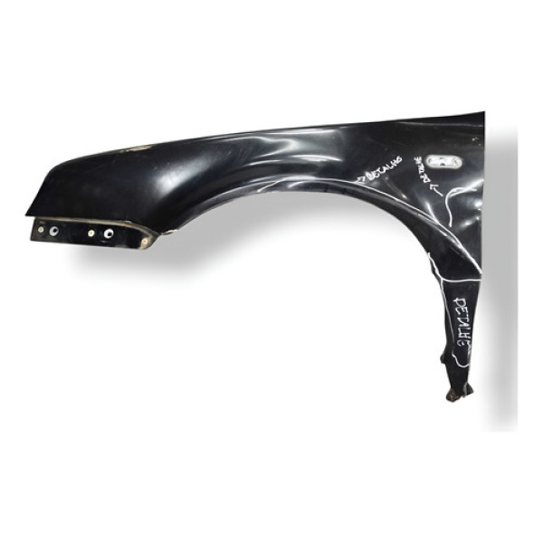 Paralama Lado Esquerdo Volkswagen  Golf 1.6 2003 Detalhe