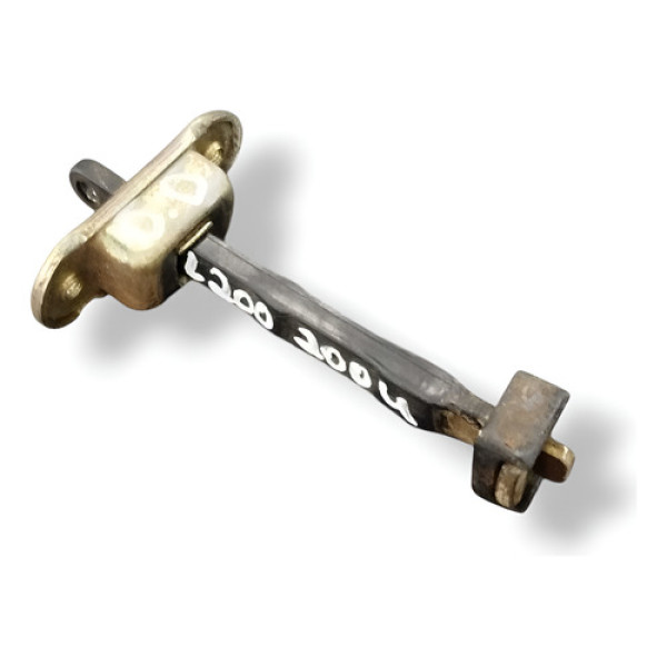 Limitador Porta Dianteira Direita Mitsubishi L200 2004 2005