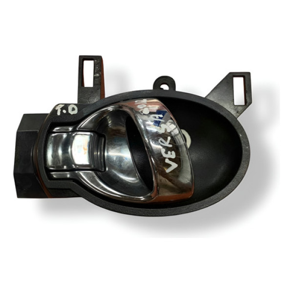 Maçaneta Interna Porta Traseira Direita Nissan Versa 2012 - Prateado - Traseira