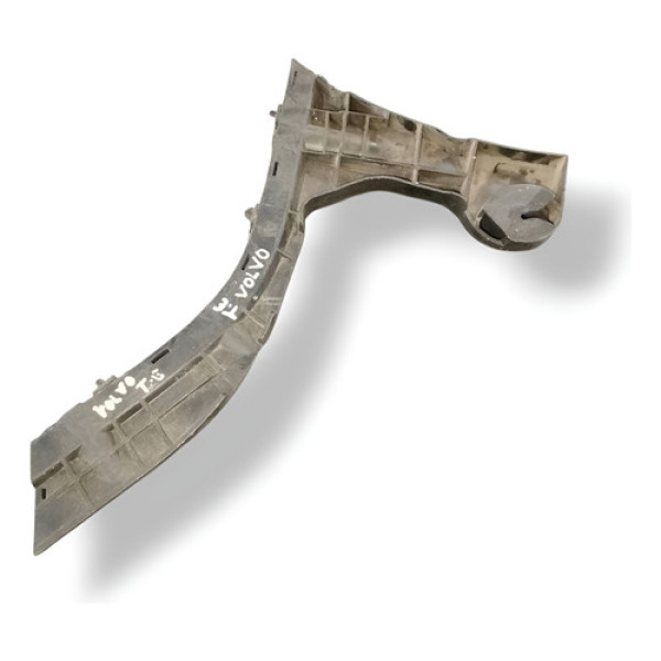 Guia Parachoque Traseiro Esquerdo Volvo Xc60 2008 Até 2014