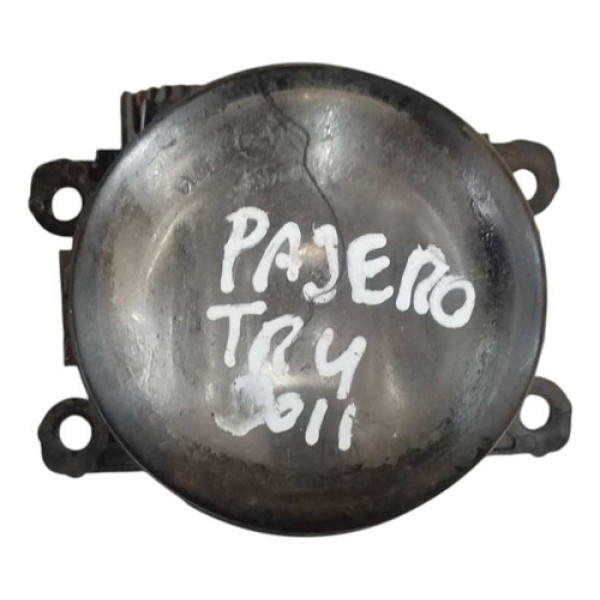 Farol Milha Auxiliar Direito C/detalhe Pajero Tr4 2.0 2011  Água