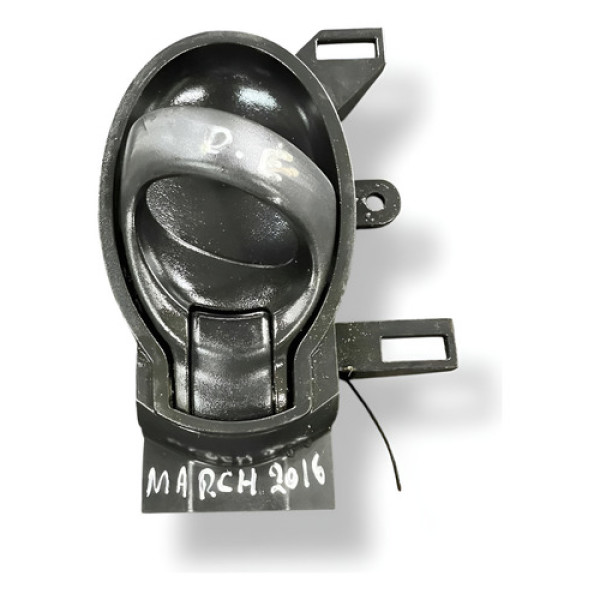 Maçaneta Interna Porta Dianteira Esquerda Nissan March 2016 - Preto - Dianteira