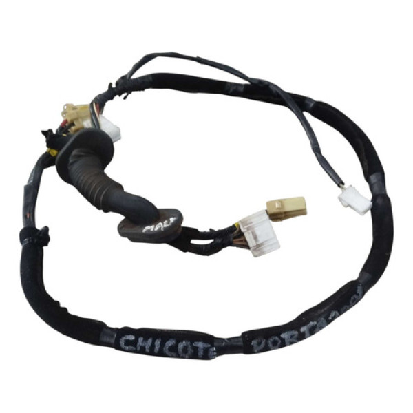 Chicote Tampa Traseira Hyundai  Tucson 2.0  2008 916902e020