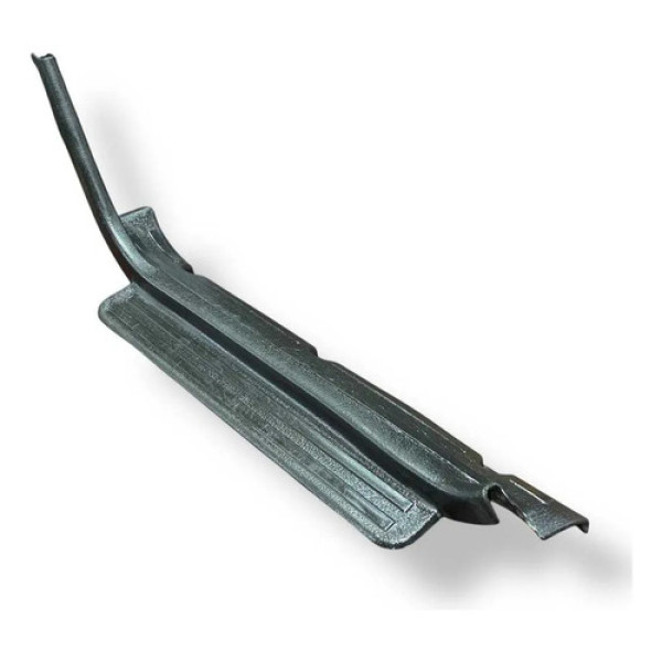 Soleira Traseira Direita Hyundai Galloper 3.0 1998 Mb476368 Preto