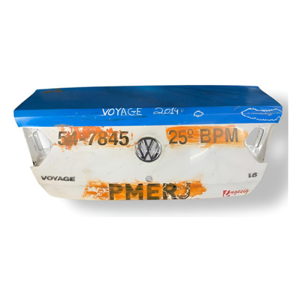 Tampa Traseira Sem Fechadura Volkswagen Voyage 2014 Detalhe