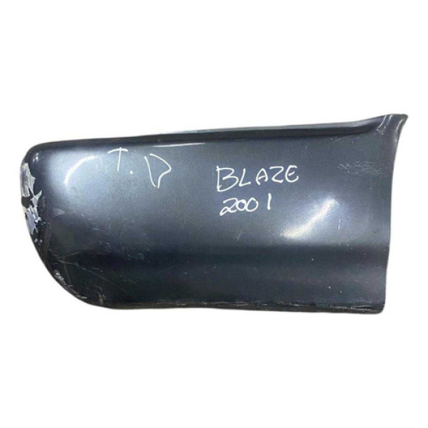 Moldura Parachoque Traseiro Direito Blazer  2001 Detalhe 