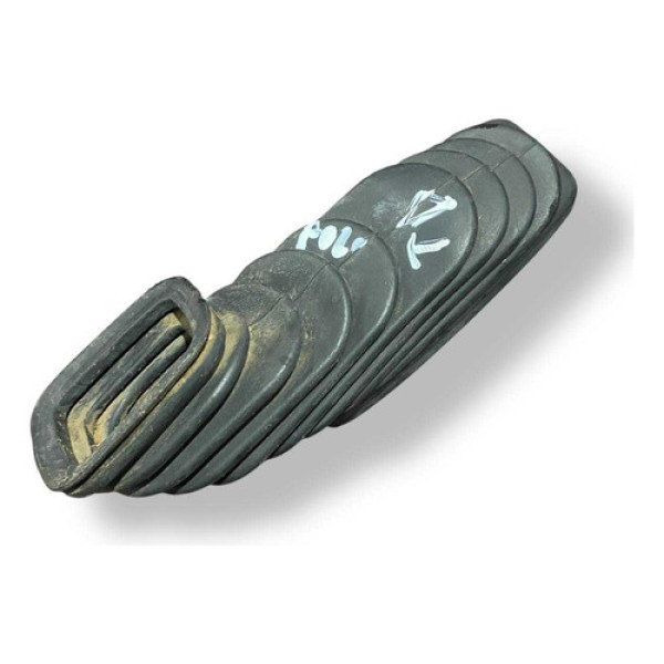 Borracha Passa Fio Porta Traseira Direito Polo 09 6q0959845k Preto