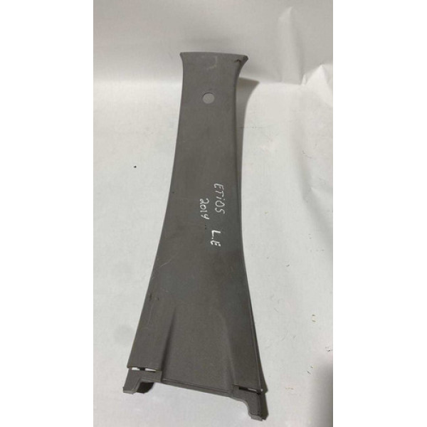 Acabamento Coluna Sup Esquerda Toyota Etios 2014 624120d150