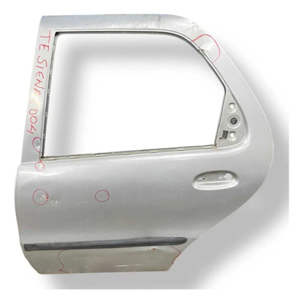 Porta Traseira Esquerda Fiat Siena 2005 2006 A 2016 Detalhe Traseira Esquerda Prateado