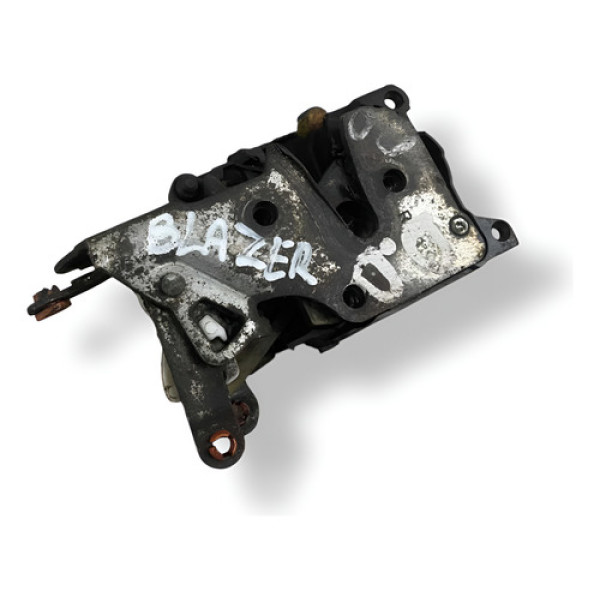 Fechadura Porta Dianteira Direita Chevrolet  Blazer 2.4 2009