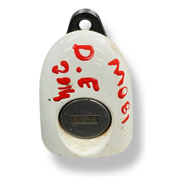 Prolongador Maçaneta Externa Diant Esquerda Fiat Mobi 2024 Branco Dianteira