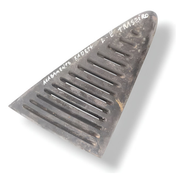 Moldura Saida Ar Traseiro Esquerdo Gm Kadett 1995 52280069