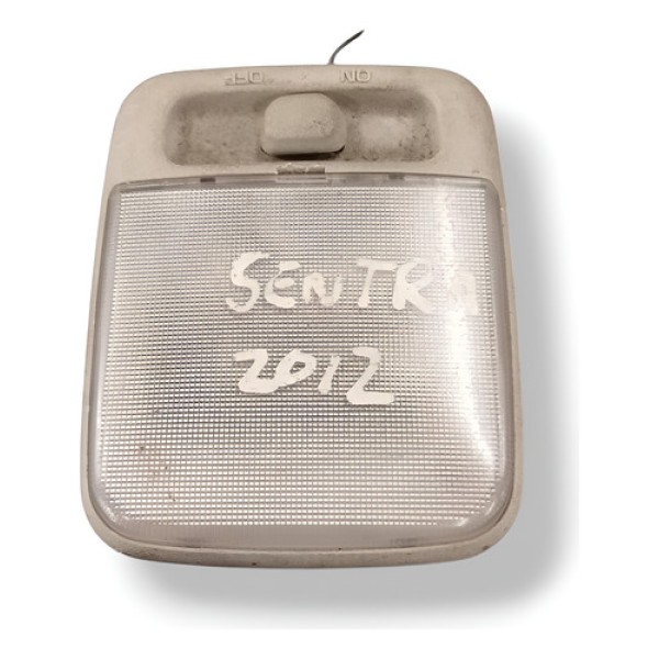 Luz Interna Teto Cortesia Nissan Sentra Versa Tiida 2012