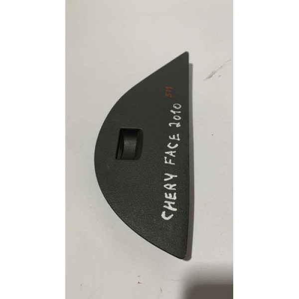 Moldura Tampa Interna Caixa Fusivel Chery Face 2010