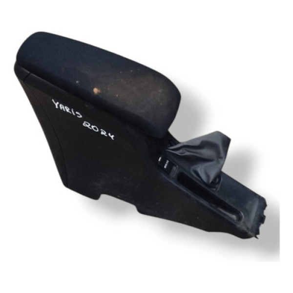 Console Central Toyota Yaris Sedan 2025 230tuk144001011