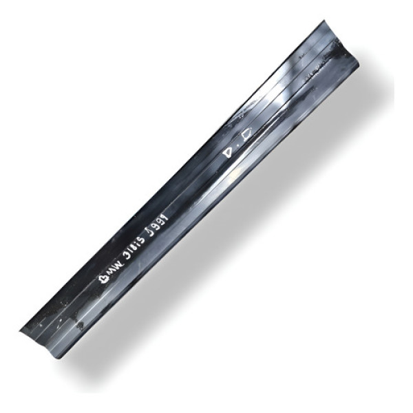 Soleira Externa Diant Direita Bmw  318i S 1.9  1997 1998  Preto