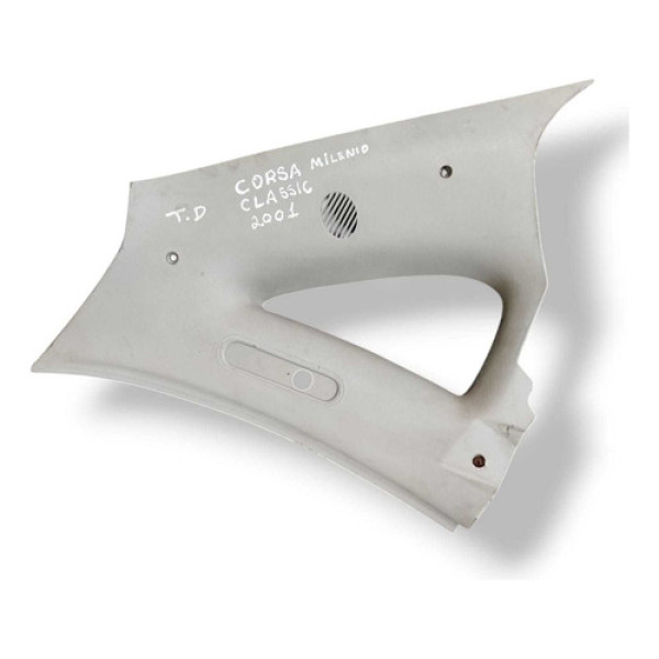 Acabamento Lateral Direito Chevrolet Corsa 2001 93228684