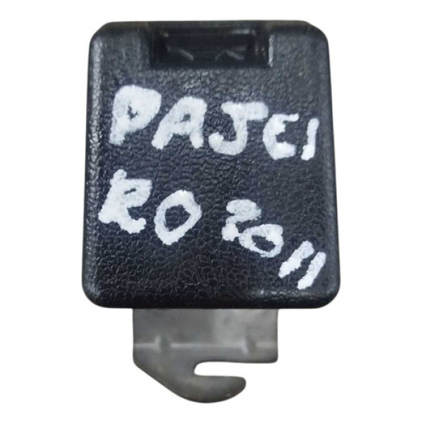 Puxador Da Portinhola Tanque Combustível Mitsubishi Pajero