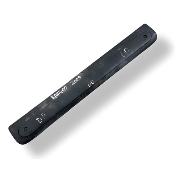 Soleira Porta Dianteira Direita Renault Kangoo 2004 82002997 Prateado