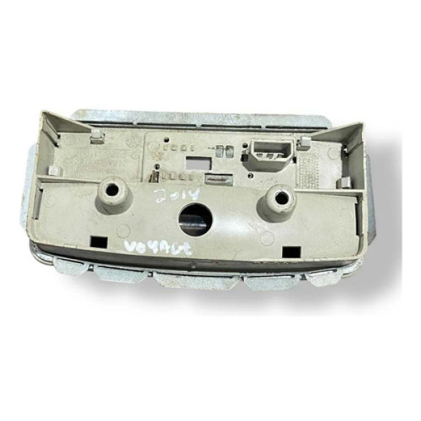 Luz Teto Cortesia Ford Voyage 2014 2015 Detalhe 0887000