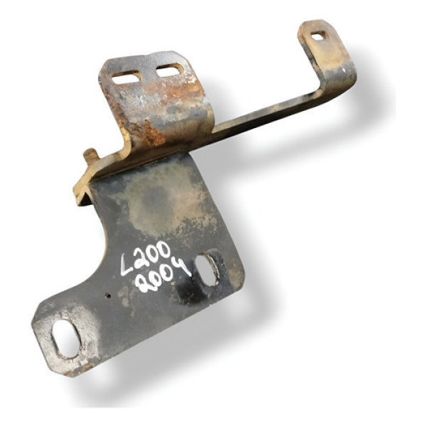 Suporte Parachoque Dianteiro Direito Mitsubishi L200 2004