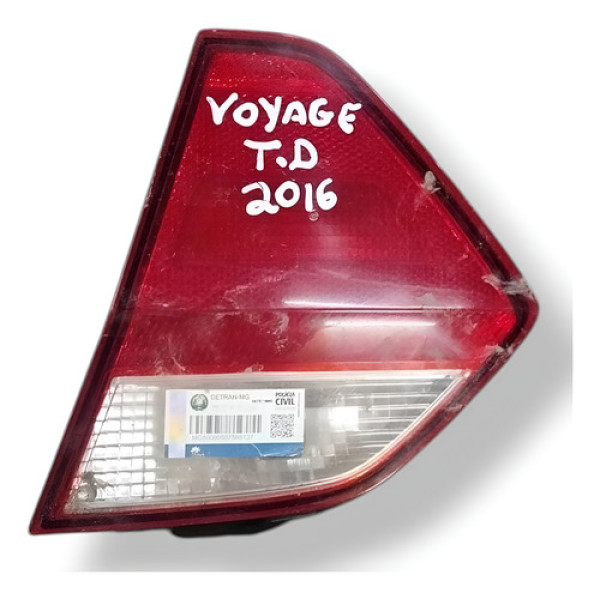 Lanterna Tampa Lado Direito Vw Voyage 2013 A 2016 945094 Direito/passageiro Vermelho