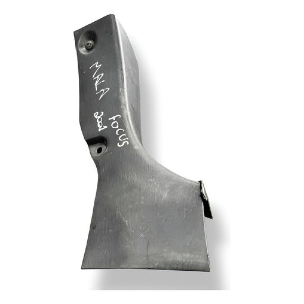 Moldura Direita Porta Malas Ford Focus 2001 2002 98aba13024