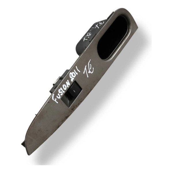 Moldura Botão Vidro Traseiro Esquerdo Fusion 11 Ae5354266b17