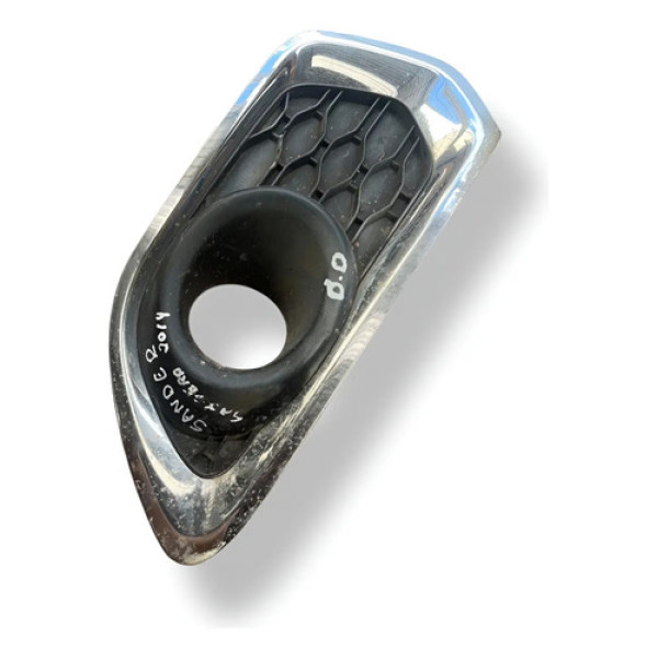 Grade Farol Milha Lado Direito Com Furo Sandero 263318814r Preto Direito