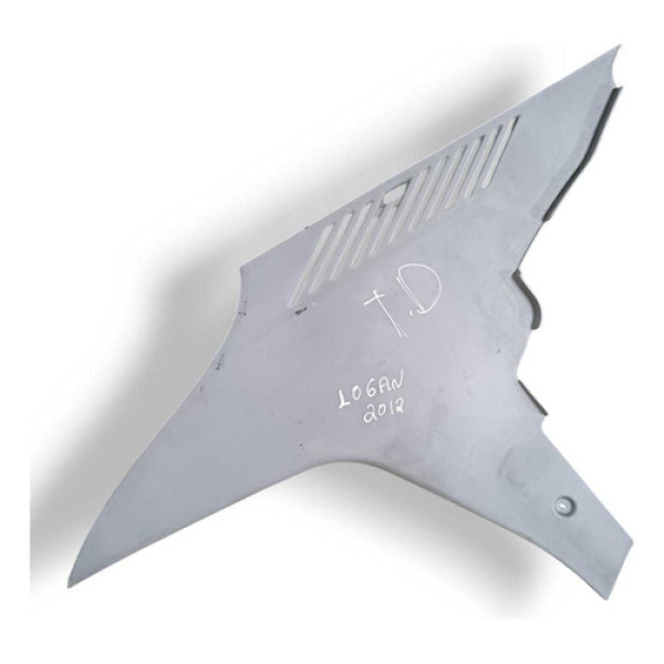 Acabamento Coluna Traseira Direita Logan 1.6 2012 8200603095