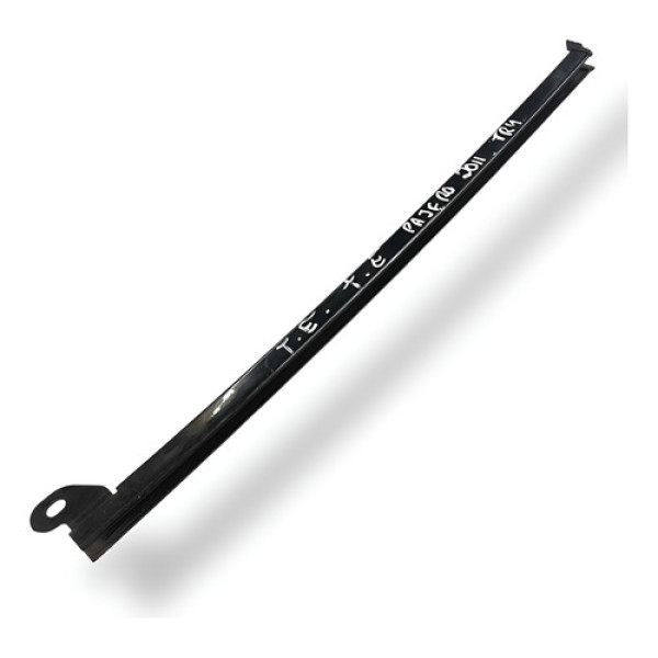 Canaleta Guia Vidro Traseiro Esquerdo Pajero Tr4 2.0 2011 Preto