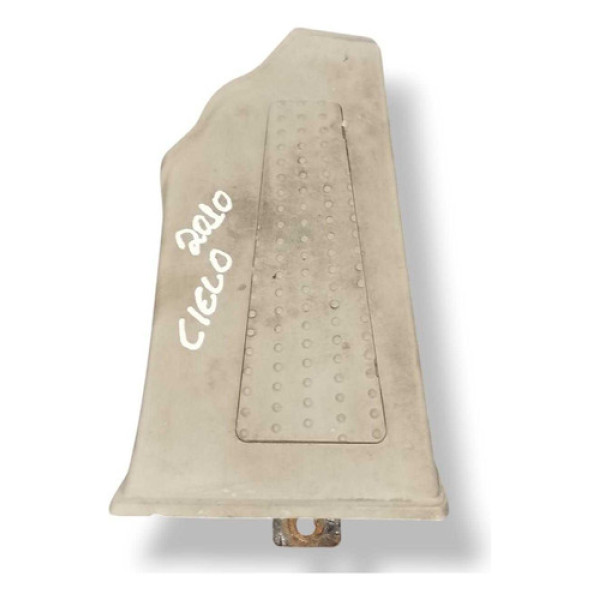 Moldura Descanso  Pé  Motorista Chery Cielo 2010 2011 2012