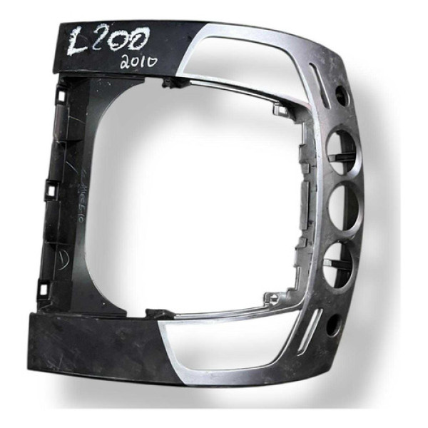 Moldura Central Painel  L200  Triton 2010 2011   Mn79800zz Preto