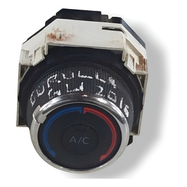 Botão Comando Ar Condicionado Corolla Gli 2016 5590375f604 Preto